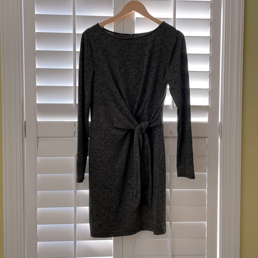 Loft | versatile polka dot gray dress with tie waist | M